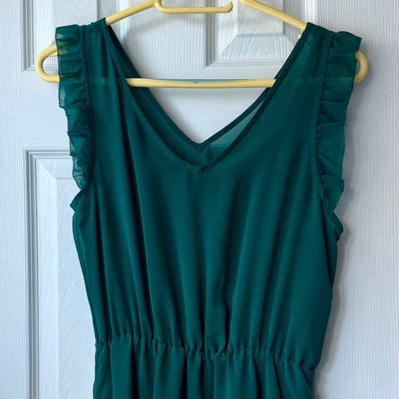 Dress - Picture 1 of 4